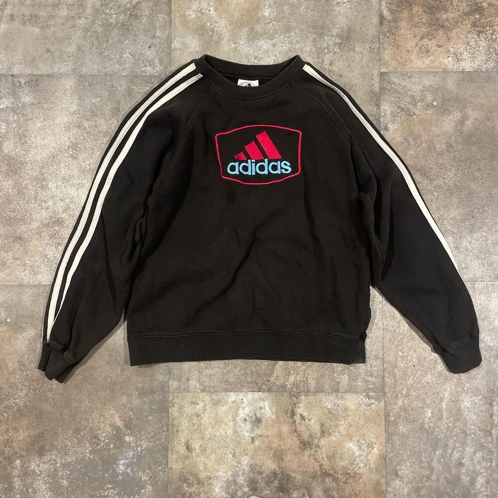 adidas vintage y2k crewneck kids size large but will fit women’s small